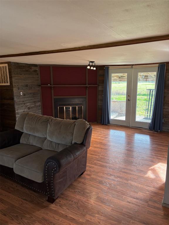 A0650 MASON WM, TRACT 45-11, ACRES .77 - Residential