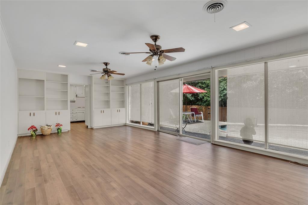 Haltom City, Texas 76117, United States, 3 Bedrooms Bedrooms, ,3 BathroomsBathrooms,Residential,Active,186815