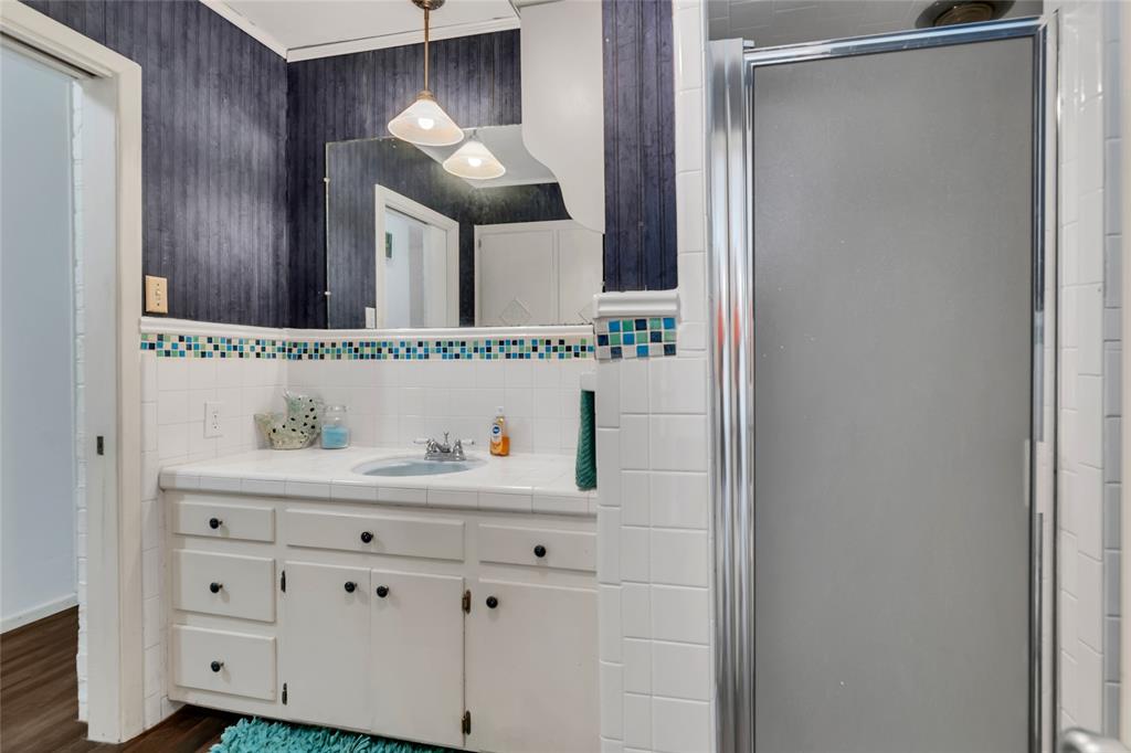 Haltom City, Texas 76117, United States, 3 Bedrooms Bedrooms, ,3 BathroomsBathrooms,Residential,Active,186815