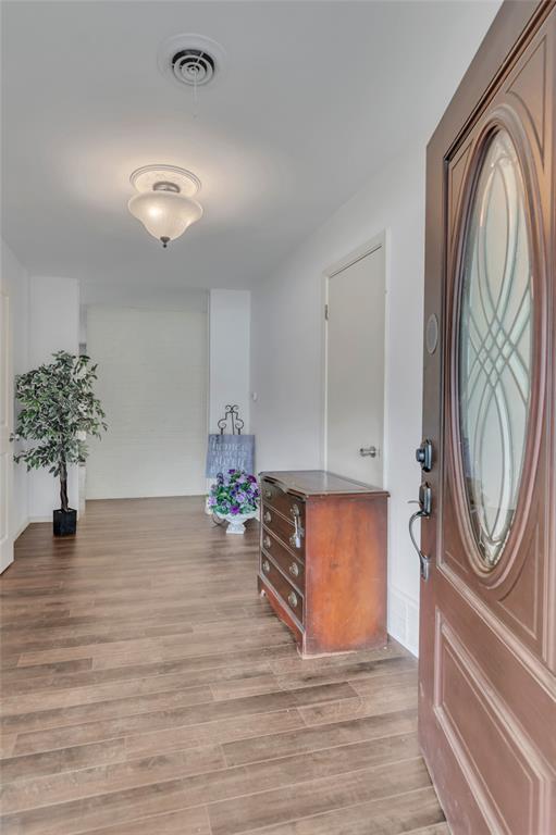 Haltom City, Texas 76117, United States, 3 Bedrooms Bedrooms, ,3 BathroomsBathrooms,Residential,Active,186815