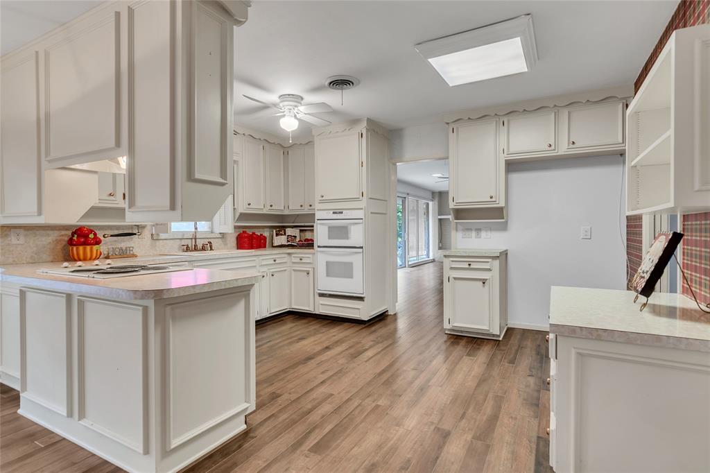 Haltom City, Texas 76117, United States, 3 Bedrooms Bedrooms, ,3 BathroomsBathrooms,Residential,Active,186815