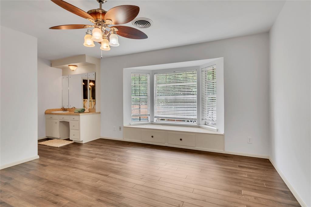 Haltom City, Texas 76117, United States, 3 Bedrooms Bedrooms, ,3 BathroomsBathrooms,Residential,Active,186815