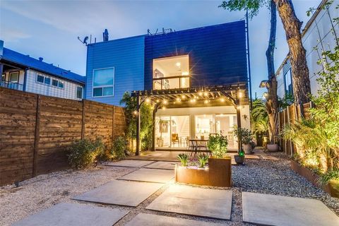 4210 Munger Avenue Dallas TX 75204