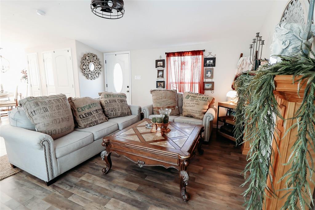 1161 County Road 1450