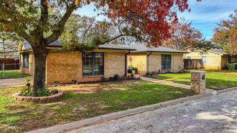 A home in Mineral Wells