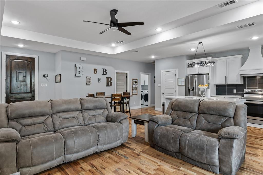 Paradise Bay - Residential