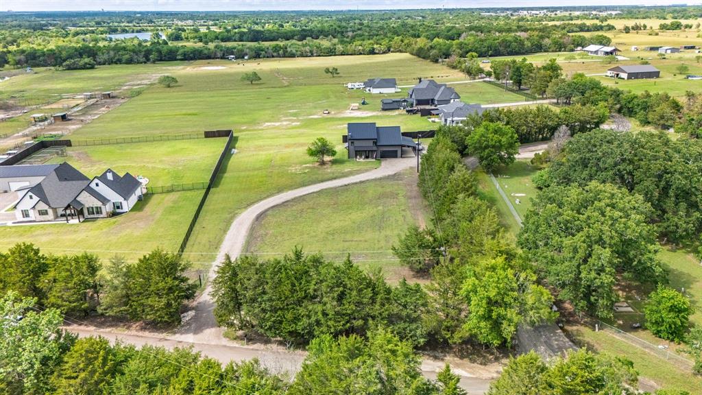 4949 County Road 2208