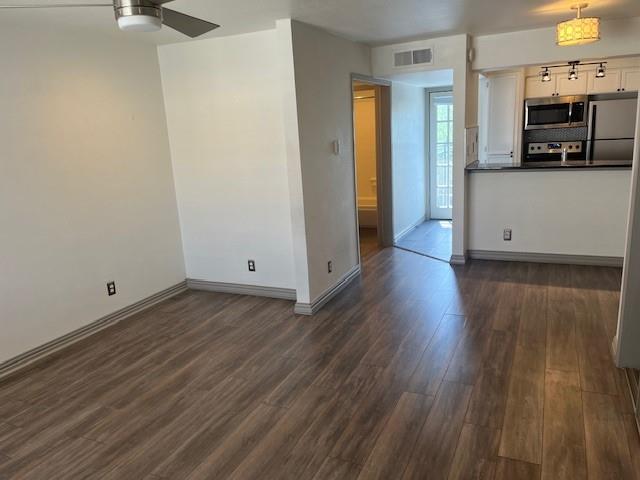 2800 Douglas Avenue 317