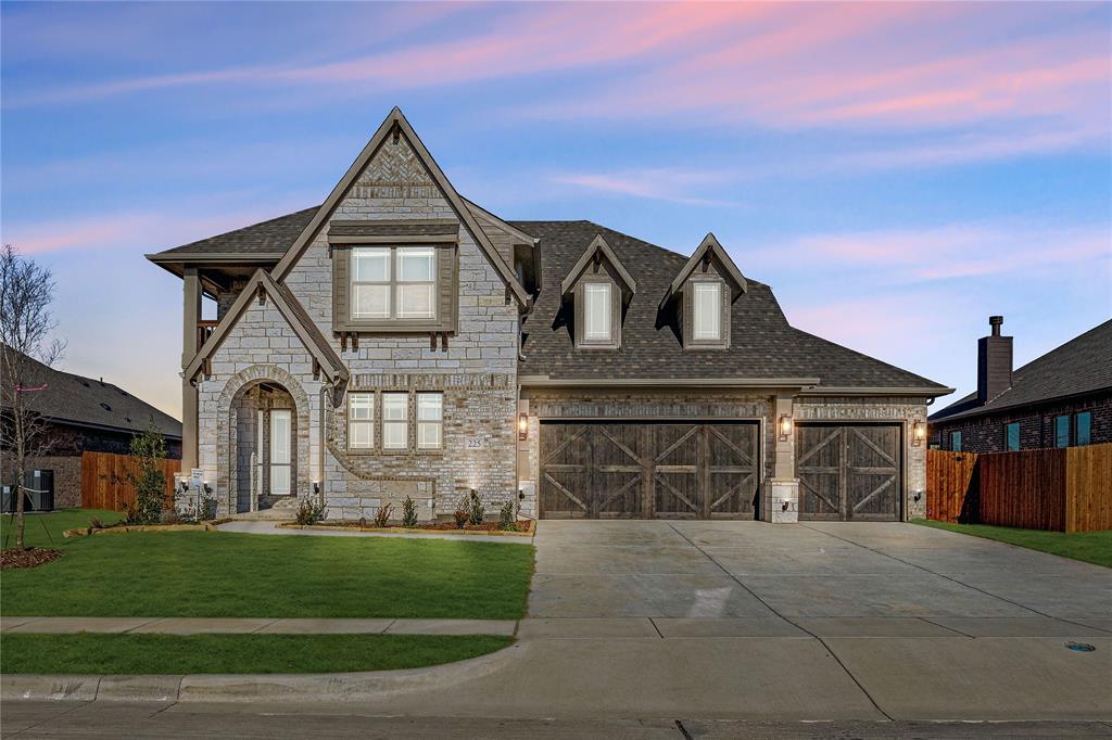 225 Redford Lane
