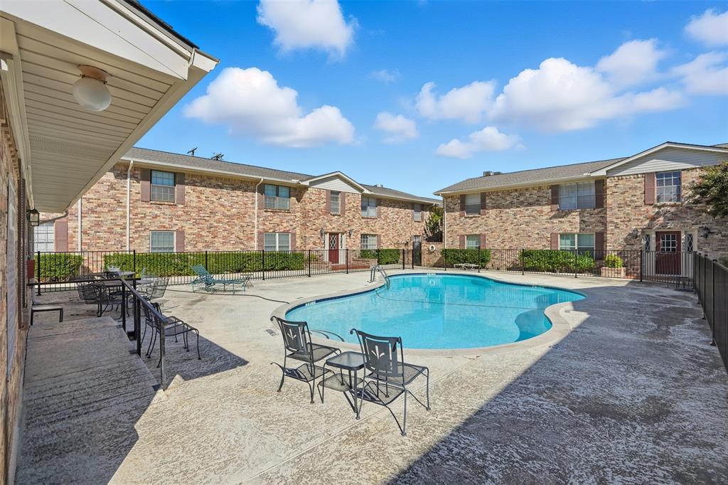 Birchbrook Condominiums - Residential