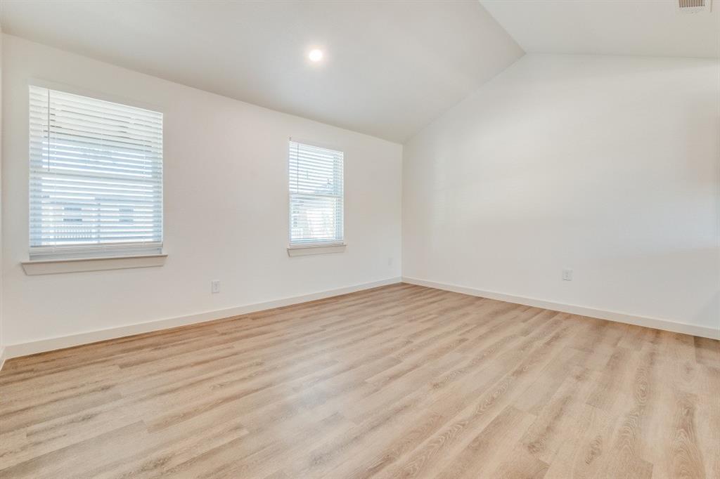 Lake Cliff Place Add - Residential Lease