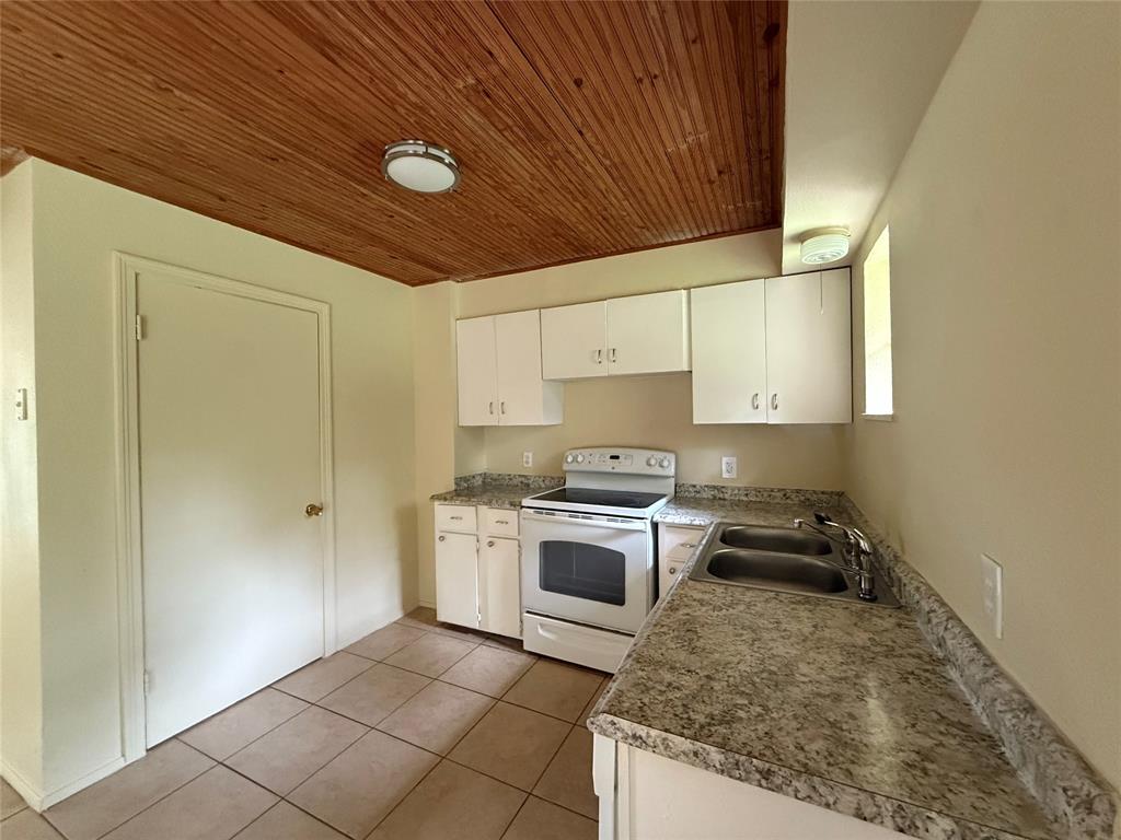 South Hills Add - Residential Lease