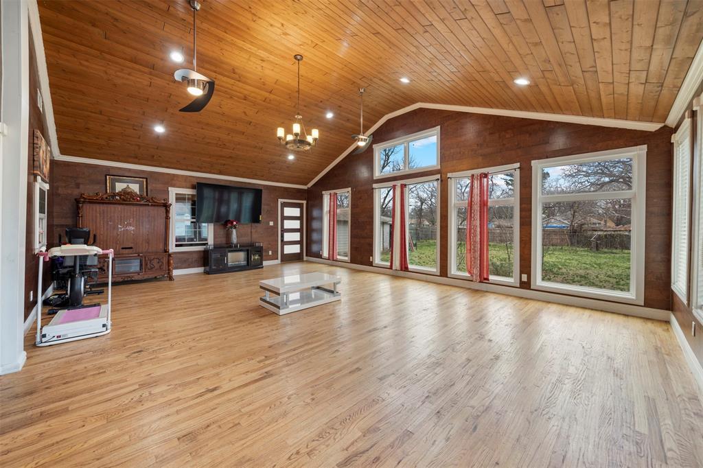 Brown 1st - Residential