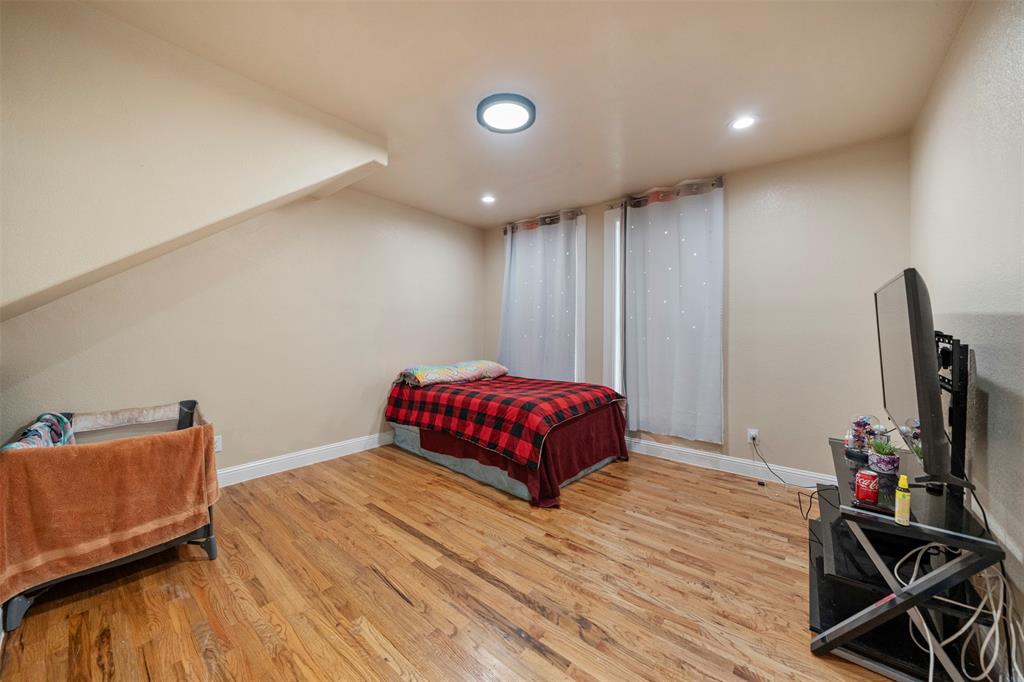 Brown 1st - Residential