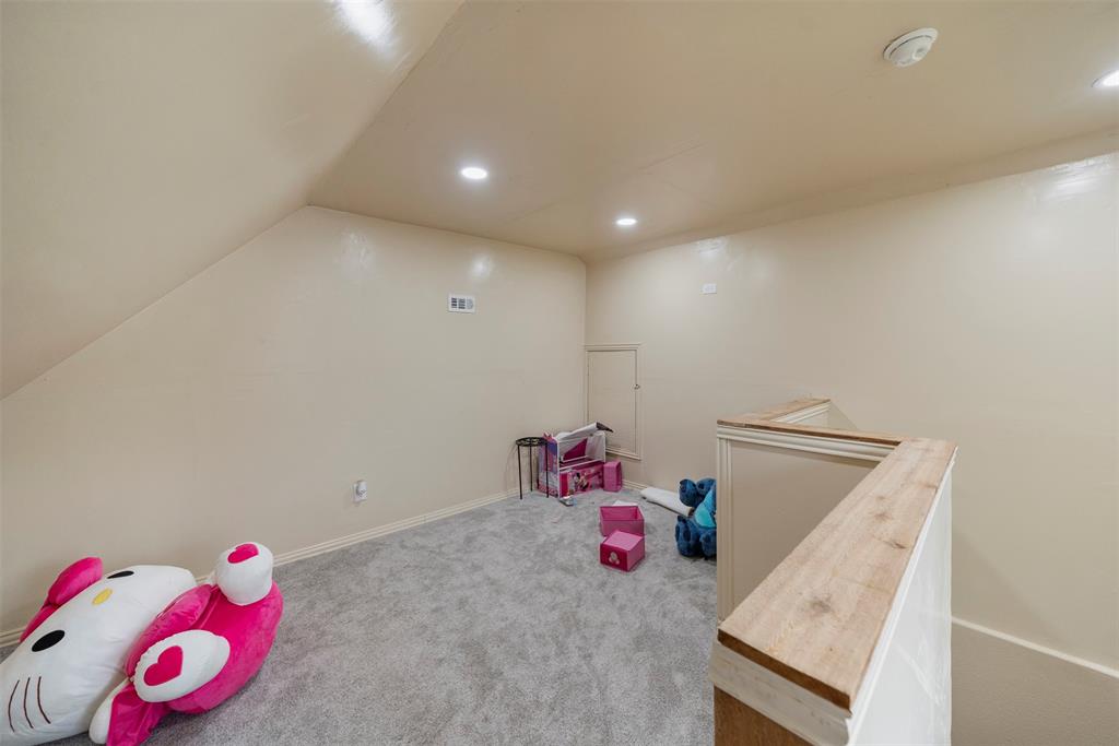 Brown 1st - Residential