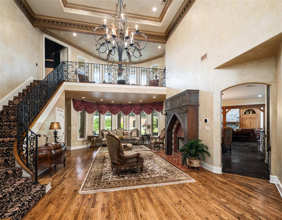 2001 Creekridge Drive