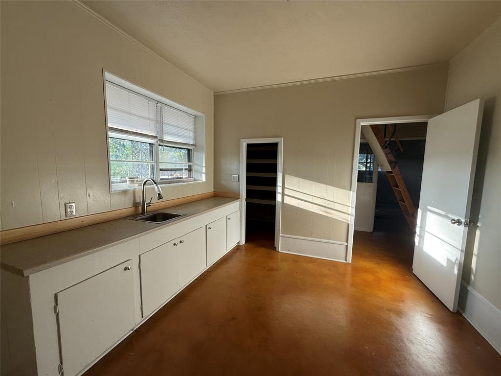 W Connally Surv Abst #134 - Residential