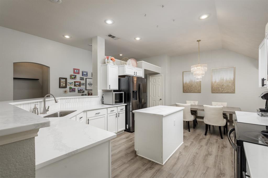3124 Nighthawk Lane