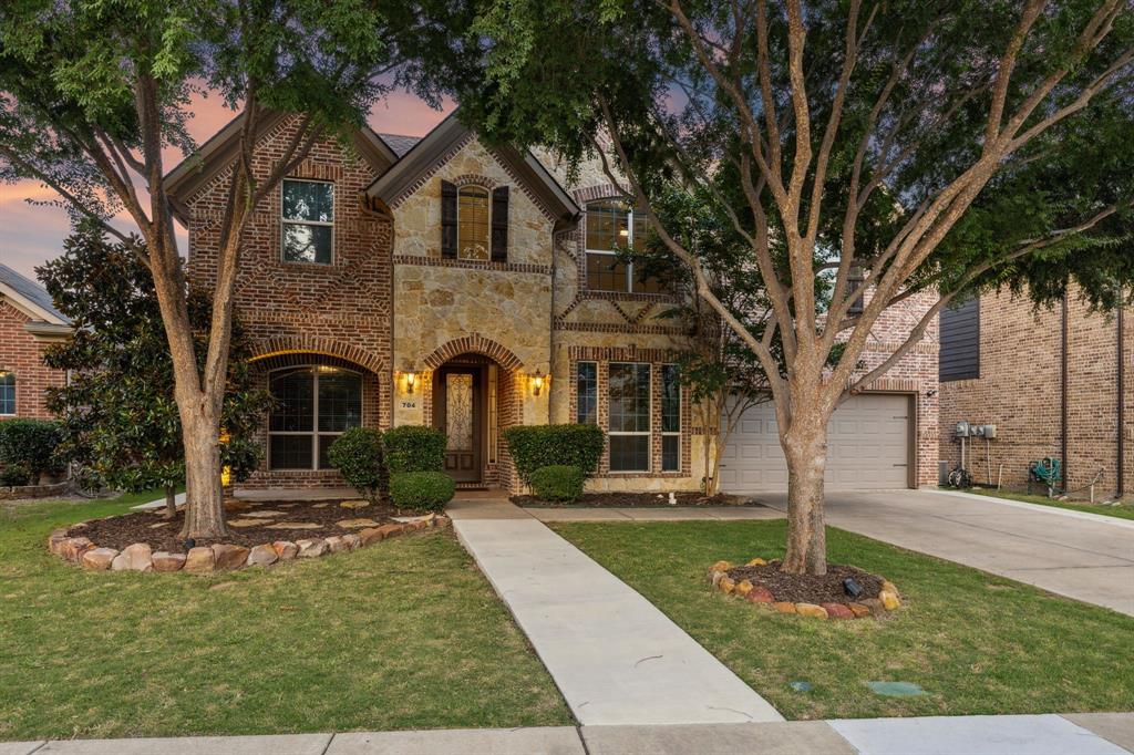 704 Sutherland Drive