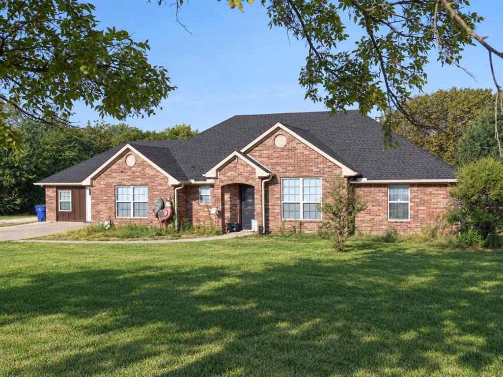 1813 County Road 123