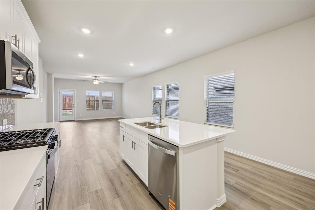 Lakehaven - Residential