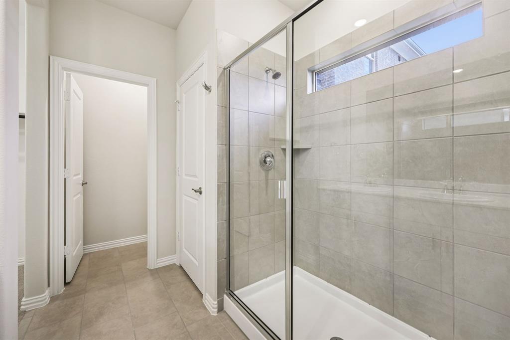 Lakehaven - Residential