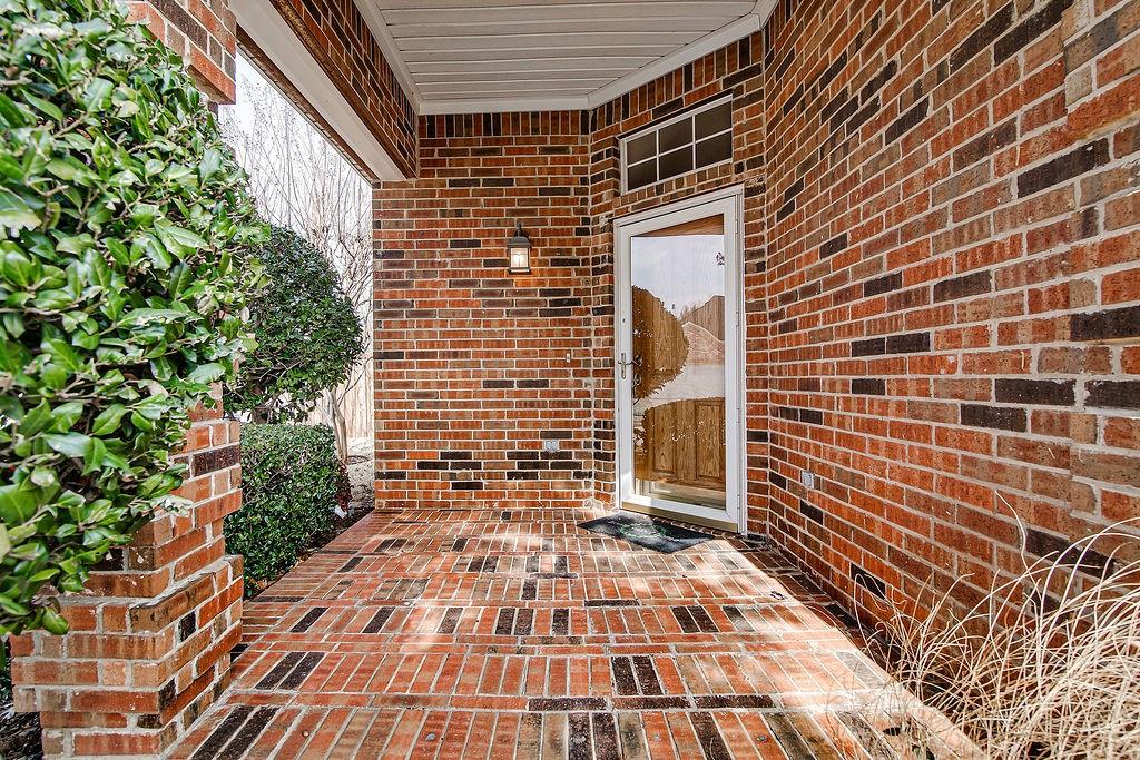 2325 Point Star Drive