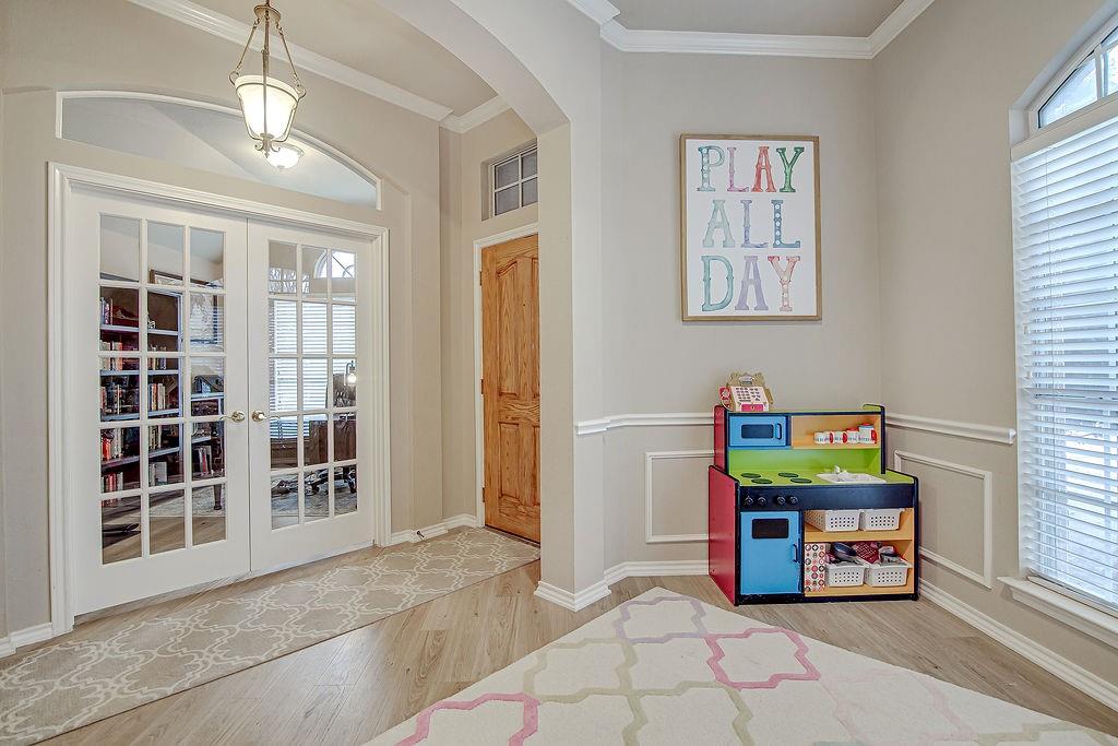 2325 Point Star Drive