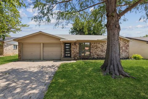 3214 Cheyenne Street Irving TX 75062