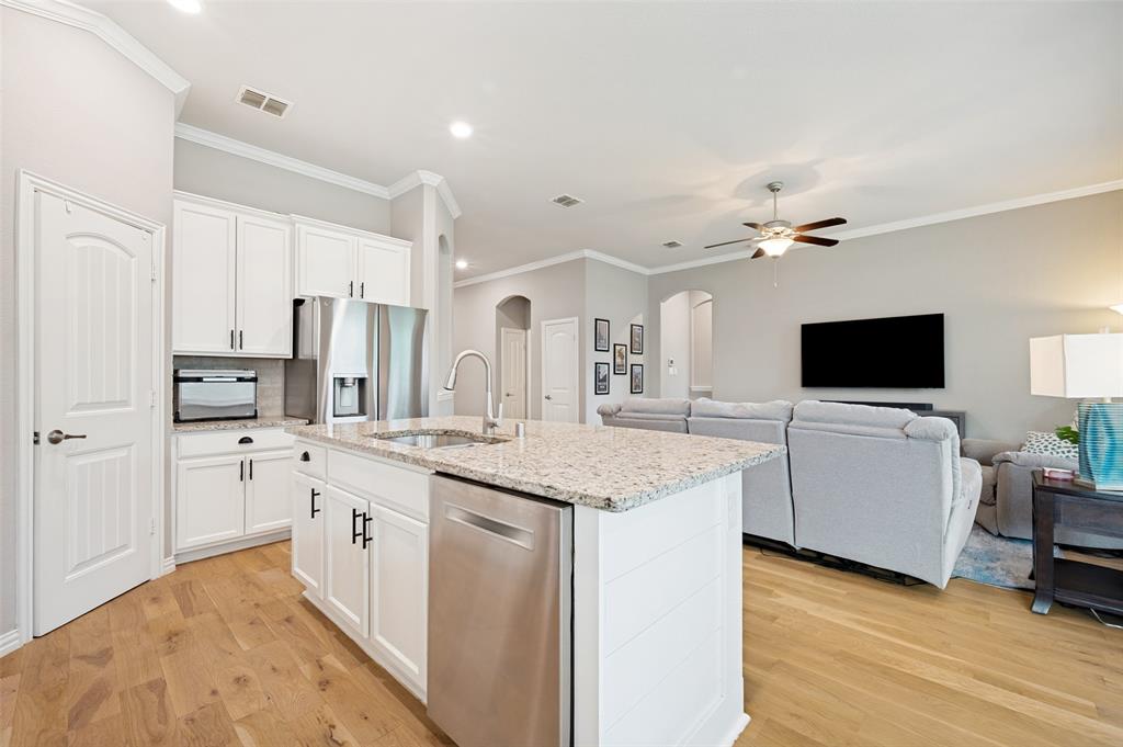 12404 Hitch Rack Way