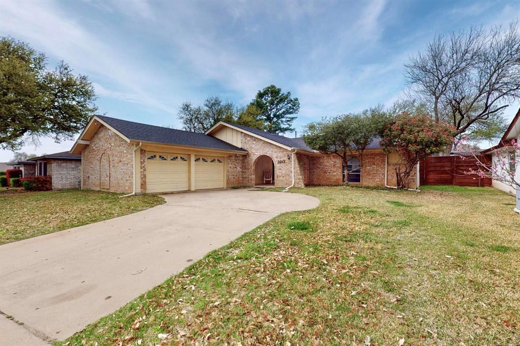 3213 Spring Valley Drive