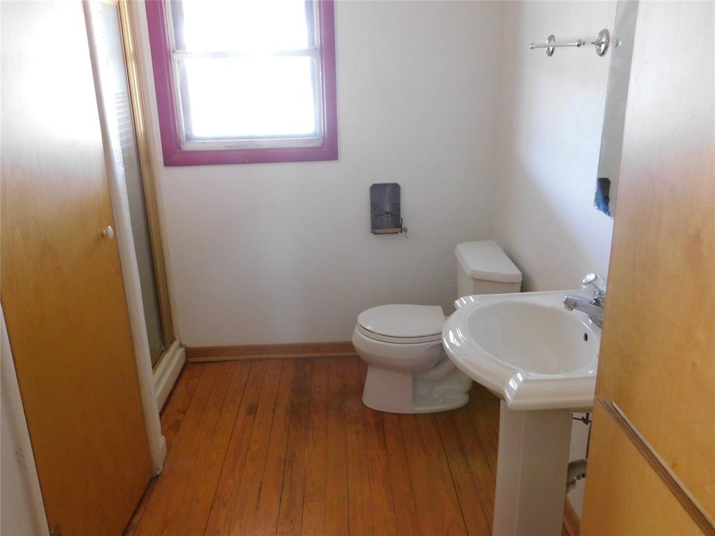 H T & B R R CO - Residential