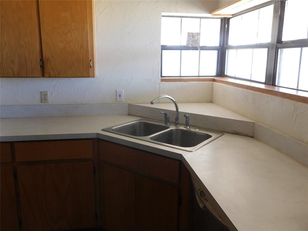 H T & B R R CO - Residential