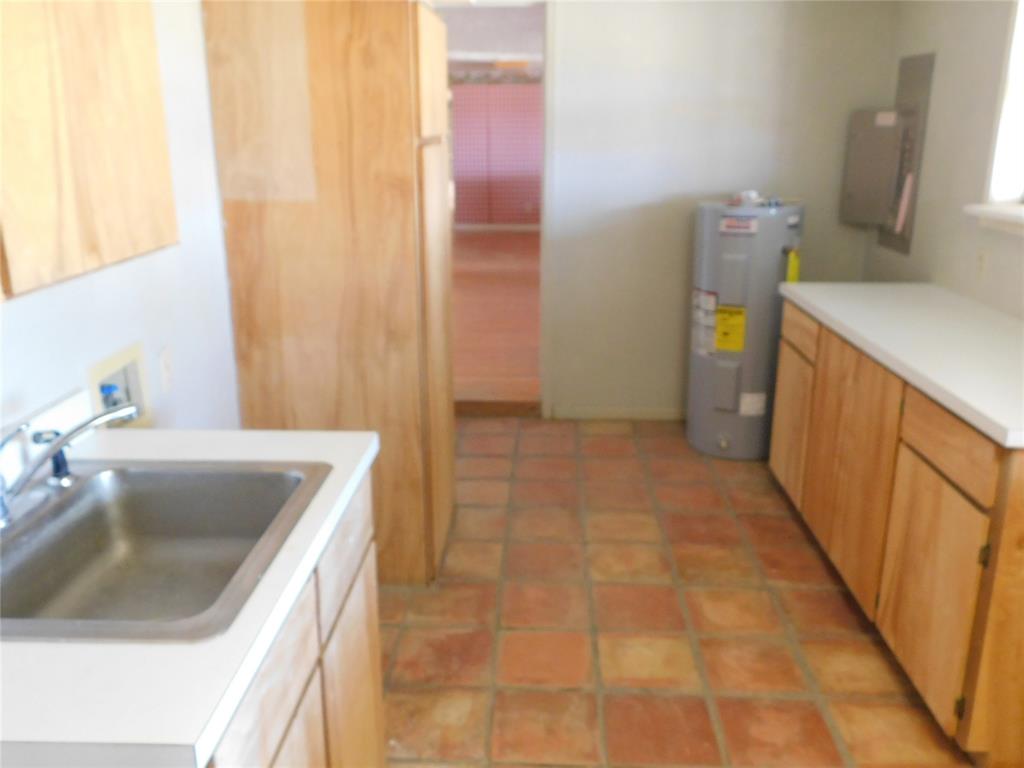 H T & B R R CO - Residential