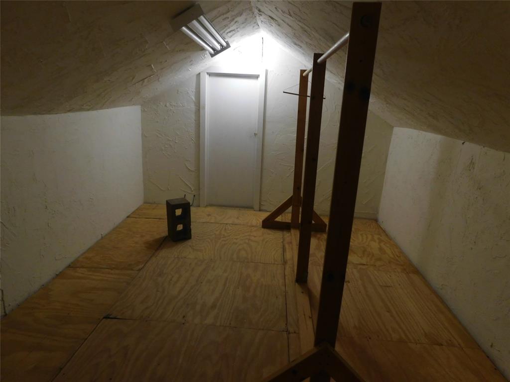 H T & B R R CO - Residential