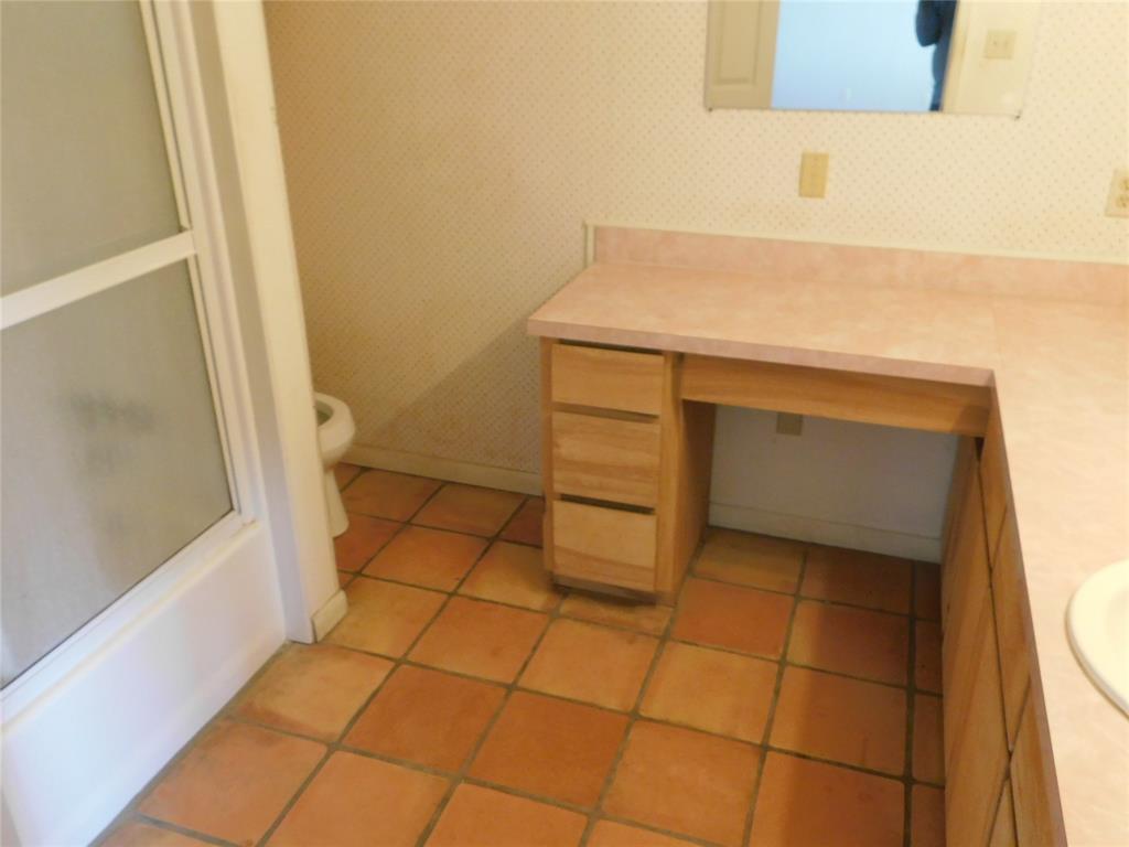 H T & B R R CO - Residential