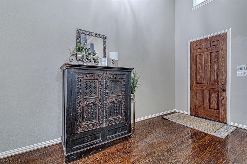 1120 Golden Sunset Court