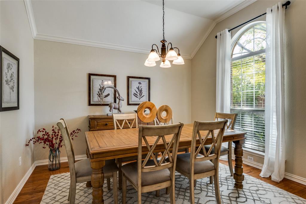6211 Crestmont Lane