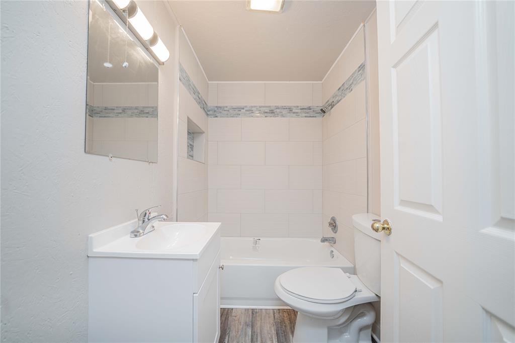 Gladeview - Residential