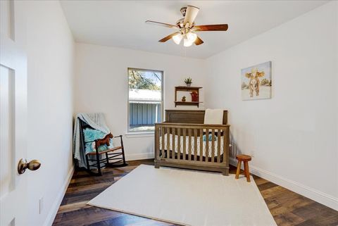 Tiny photo for 402 W Sam Rayburn Road, Ector, TX 75439 (MLS # 21096750)