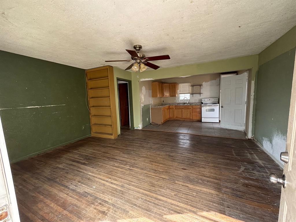 Barnett J N Add - Residential