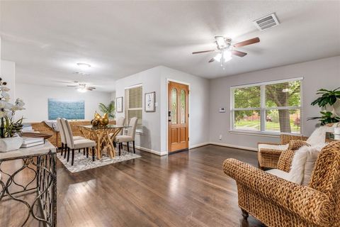 2600 San Marcus Avenue Dallas TX 75228