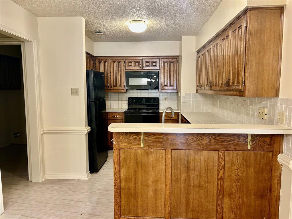 Santa Fe Villagesection 01 - Residential Lease