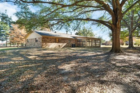 A home in Mineola