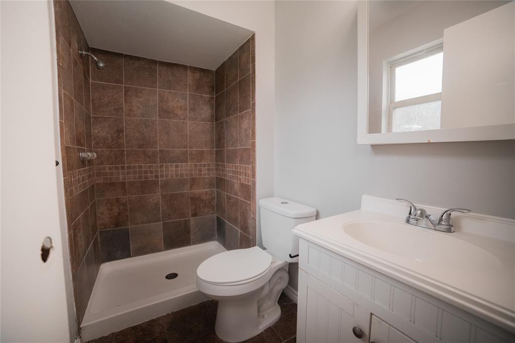 Grove Creek 1b - Residential Lease