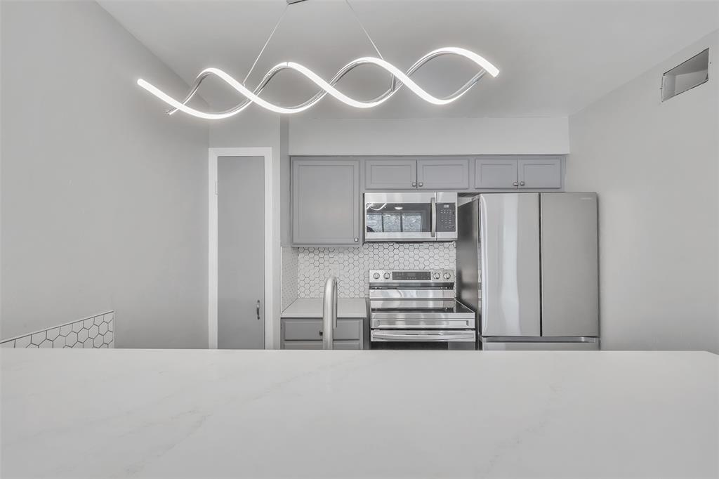 River Oaks Condo - Residential