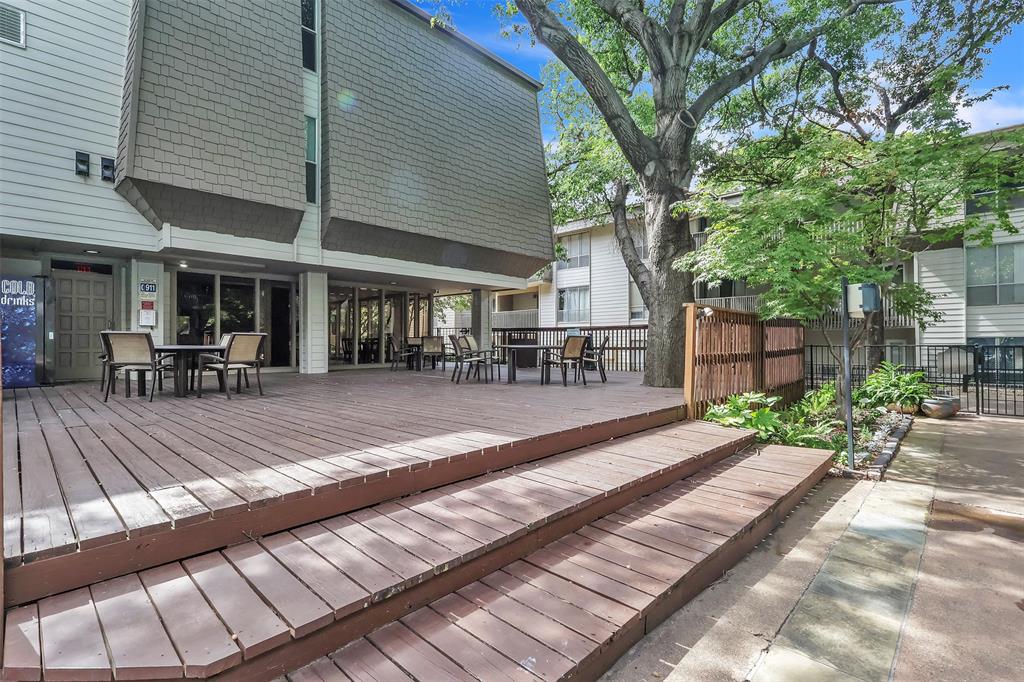 River Oaks Condo - Residential