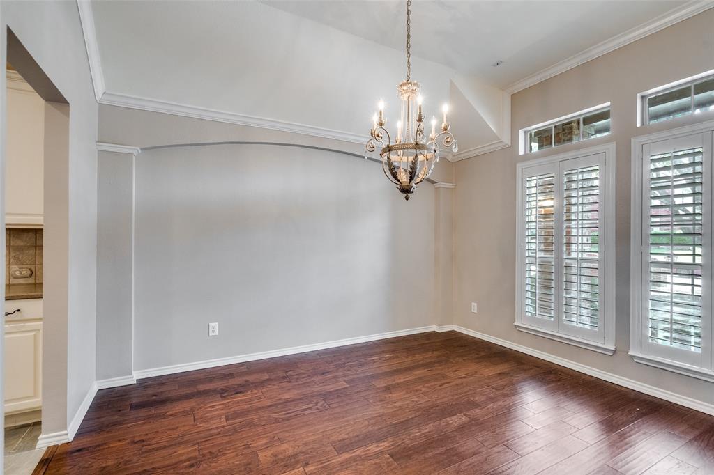 2449 Elm Leaf Lane