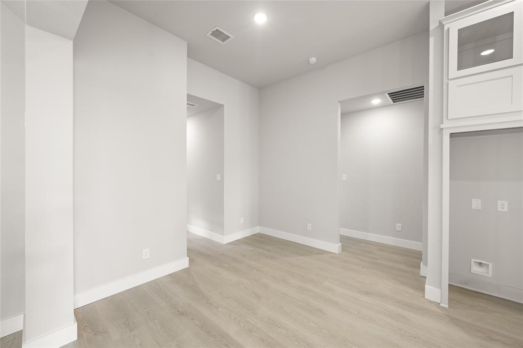 Broadmoor Estates - Residential