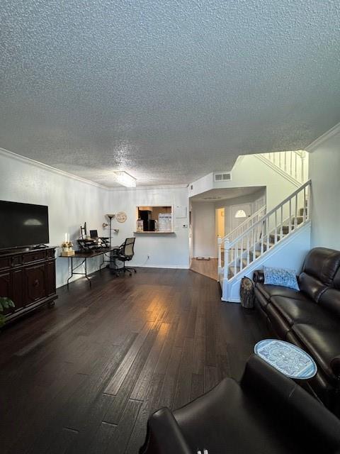 2411 Northlake Court